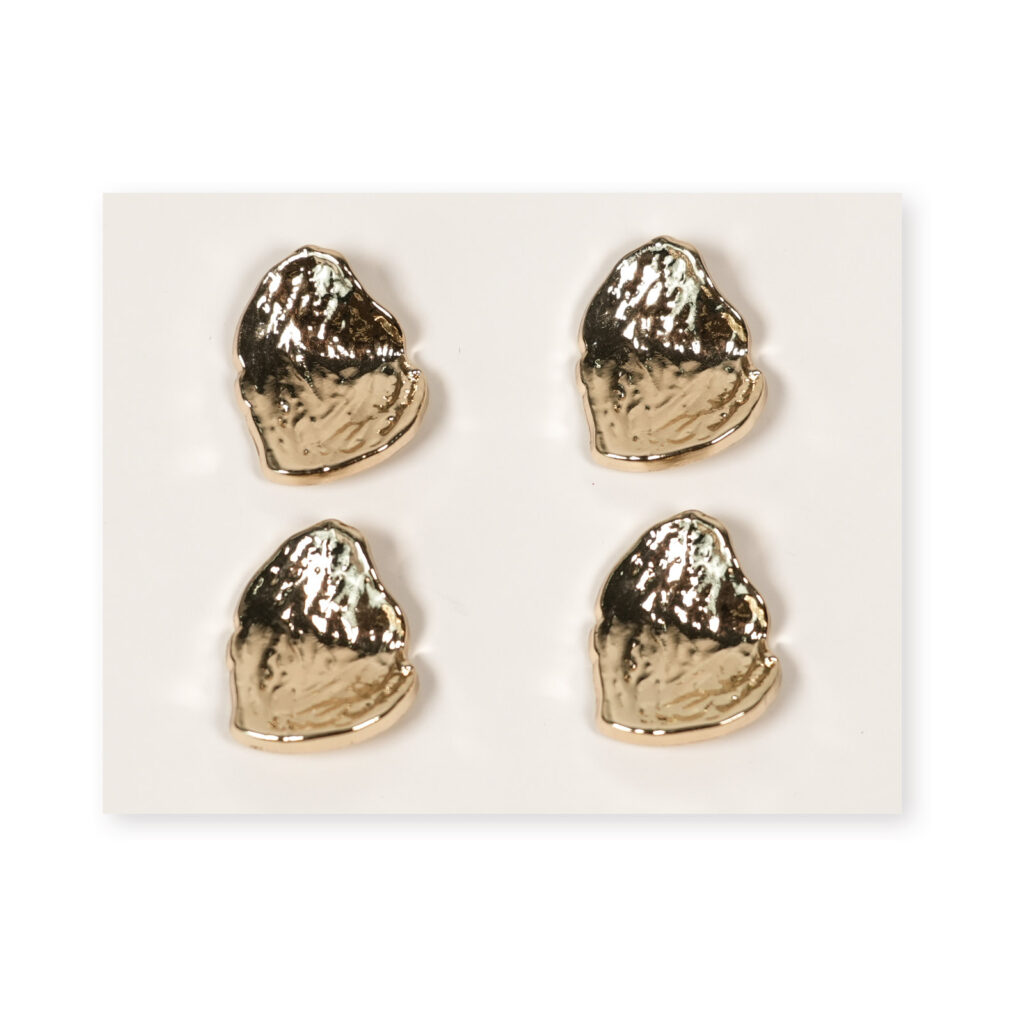 15 x 19mm Gold Small Leaf Alloy Button