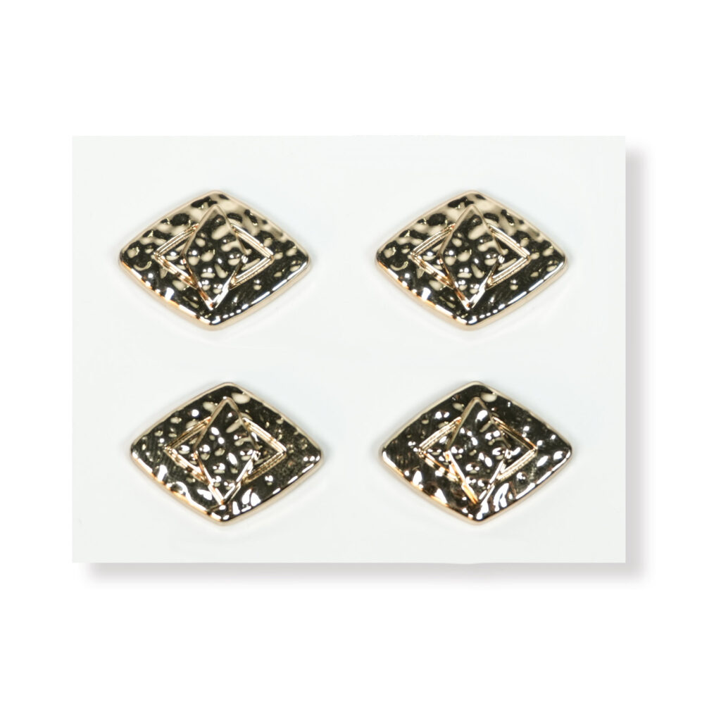 17 x 23mm Gold Openwork Diamond Alloy Button