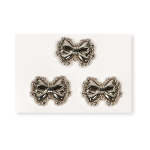 17 x 23mm Silver Bow Alloy Button