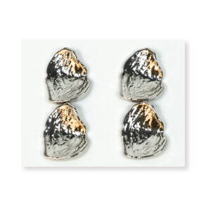 19 x 24mm Silver Faceted Leaf Alloy Button