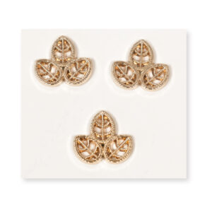 21 x 23mm Gold Four-Leaf Clover Alloy Button