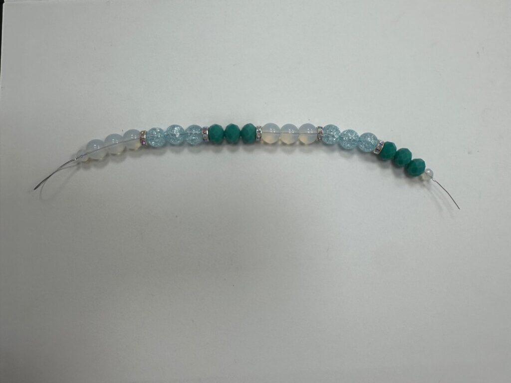 7-Inch Aqua and Teal Bead Strand