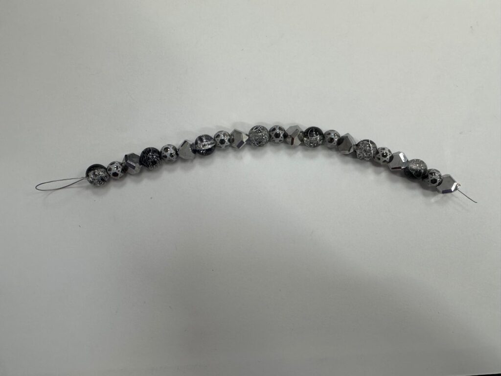 7-Inch Black and Silver Filigree Bead Strand