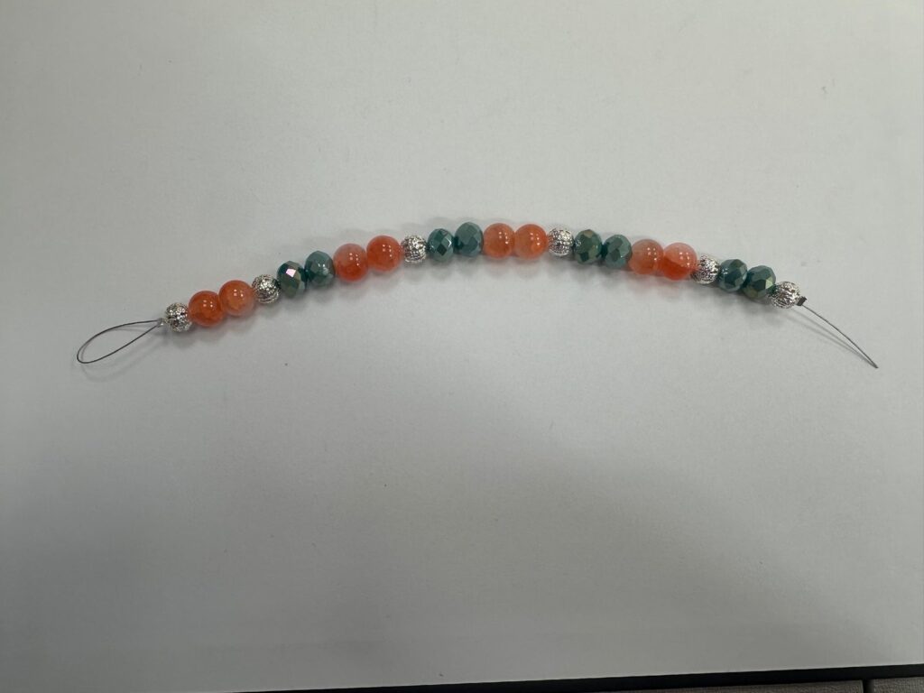 7-Inch Coral and Teal Bead Strand
