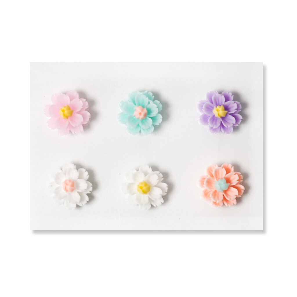 Flower Flatback Resin Embellishment, 12mm
