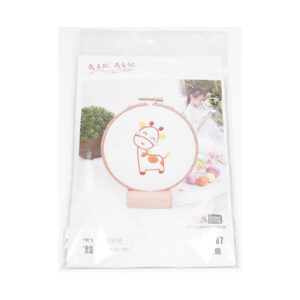Giraffe Embroidery Kit with 12 cm Frame