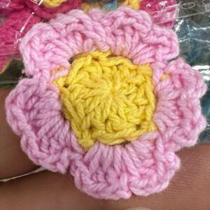 Knitted Flower Patch, 4cm