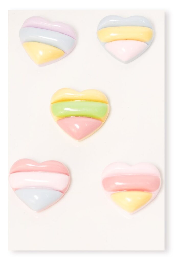Pastel Rainbow and Heart Flatback Resin Embellishment, 25 x 22mm